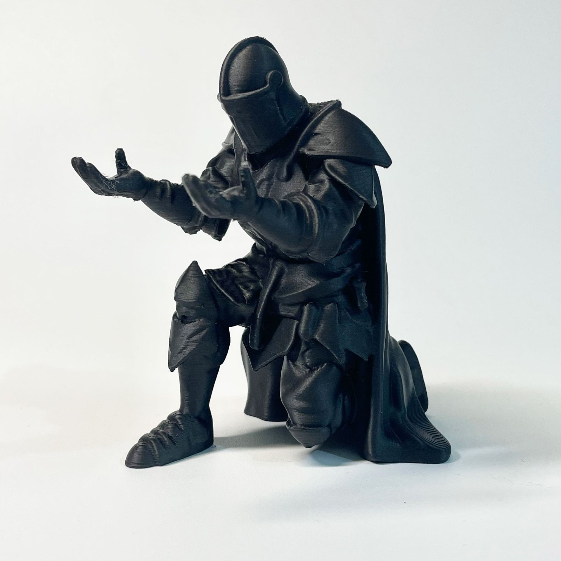 Portaplumas 3D con diseño de c - 3D Printing Knight Armor reseña y precio