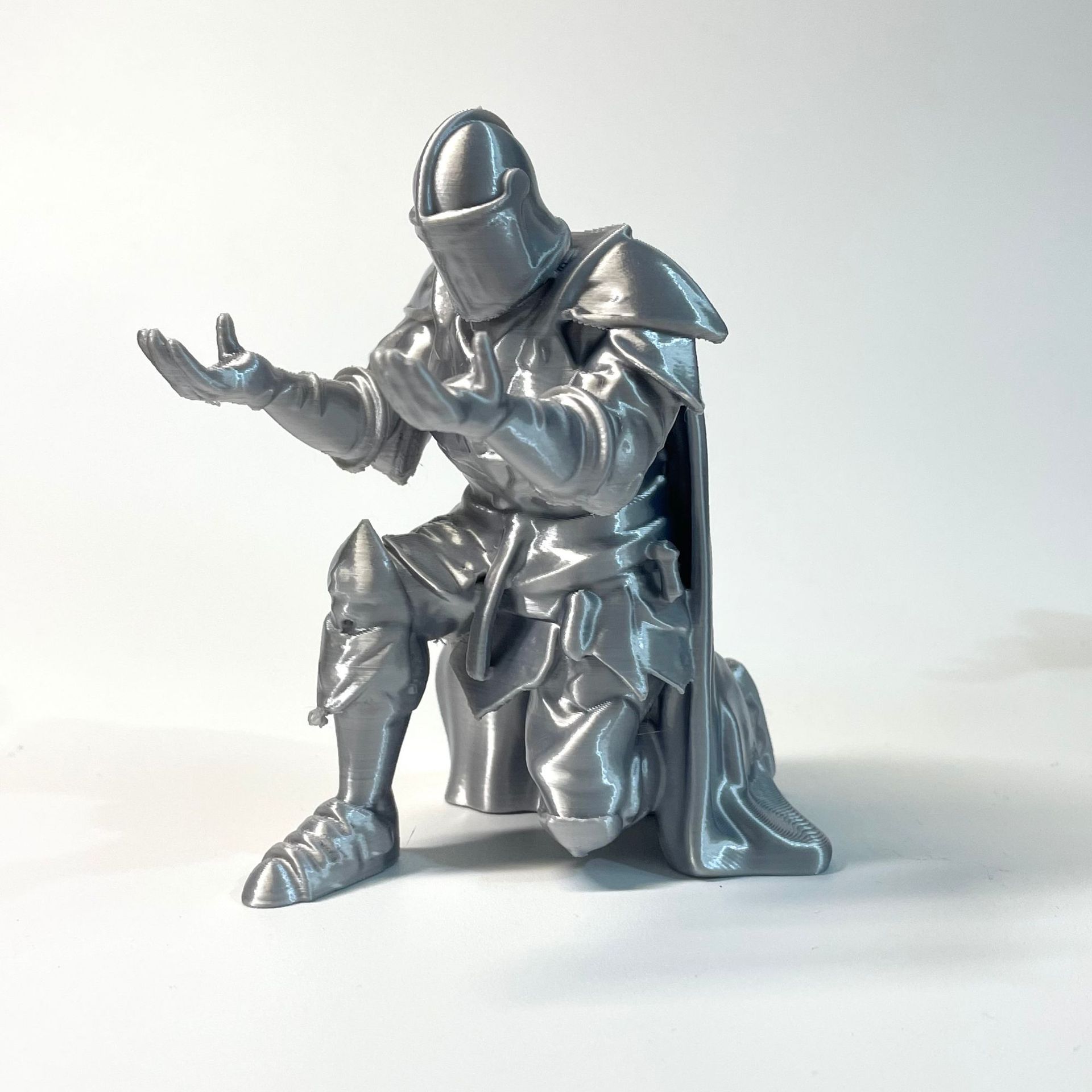 Portaplumas 3D con diseño de c - 3D Printing Knight Armor reseña y precio