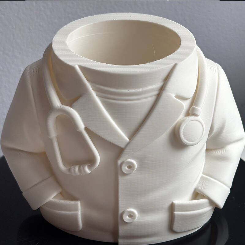 Figura de Doctor/Enfermera Imp - 3D Printing For Medical reseña y precio
